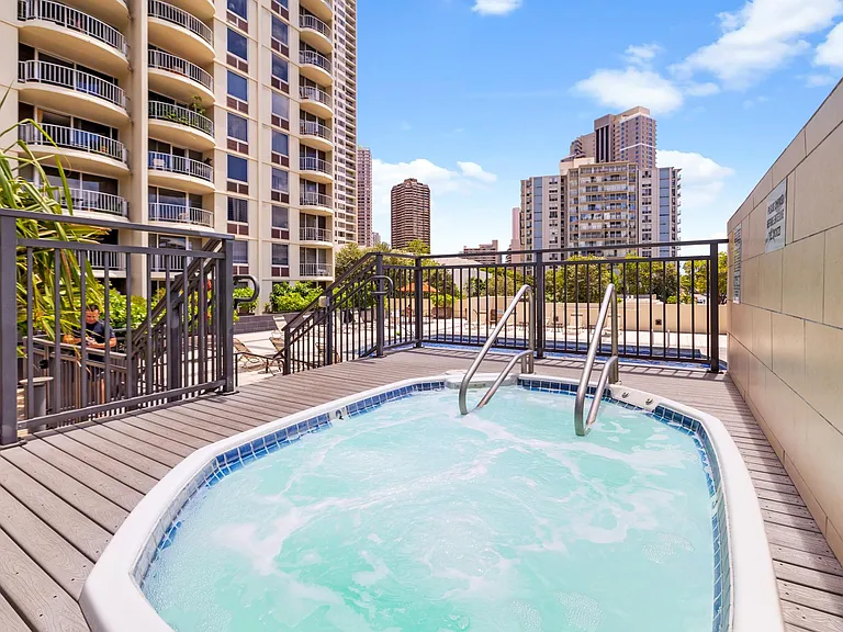1717 Ala Wai Blvd #1004 — Photo 21