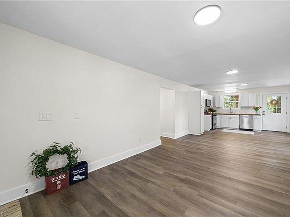 5th image of 1037 Madison Ave