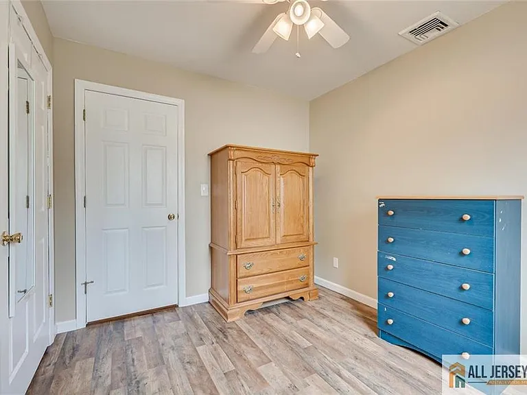 39 Kendall Rd — Photo 25