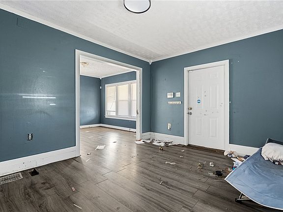 4th image of 730 Faulkner Ave