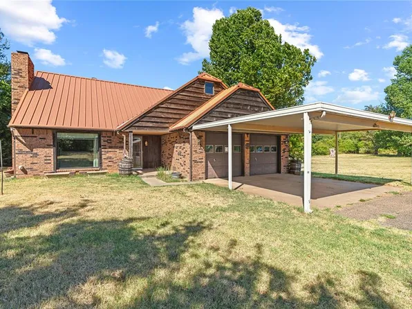 1521 E Forster Ln, Mustang, OK 73064