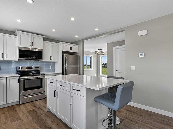 3rd image of 354096 W 48th St E