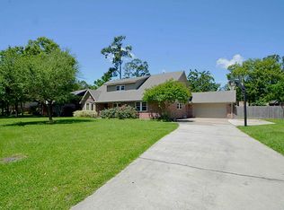 3202 Bayou Dr, La Porte, TX 77571