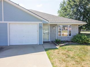 1143 Ephraim Dr, Grain Valley, MO 64029