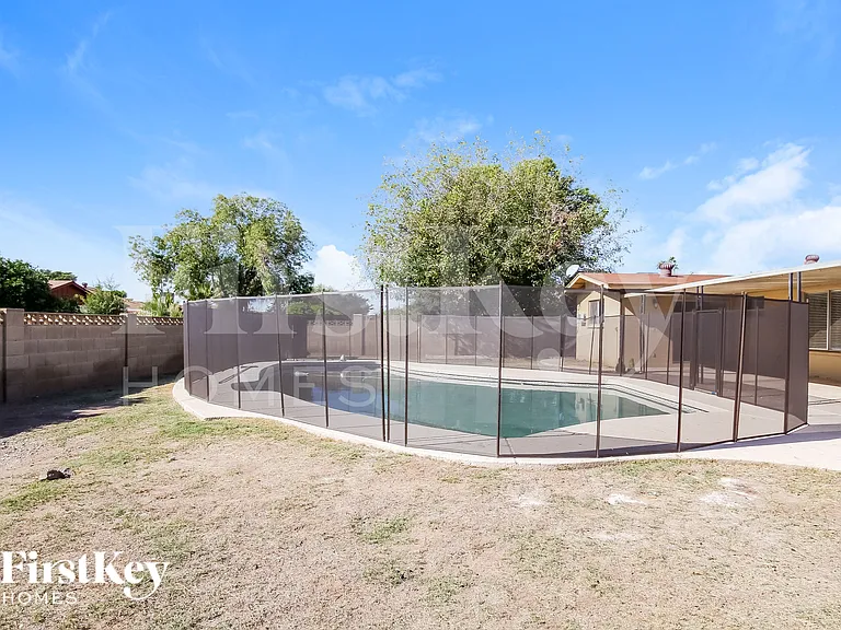 3301 W Mountain View Rd — Photo 17