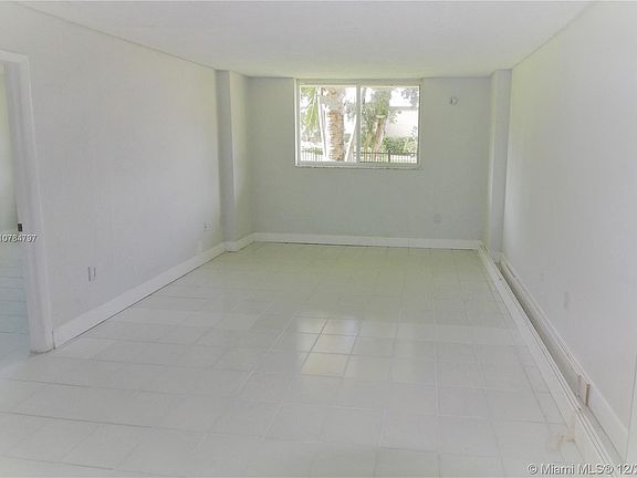 2nd image of 1251 NE 108th St APT 107