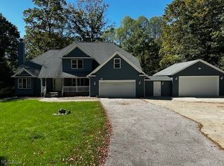 12470 Caves Rd, Chesterland, OH 44026