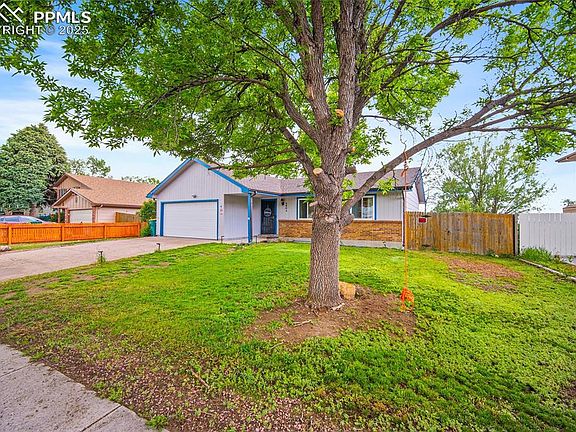 2nd image of 5603 Lantana Dr