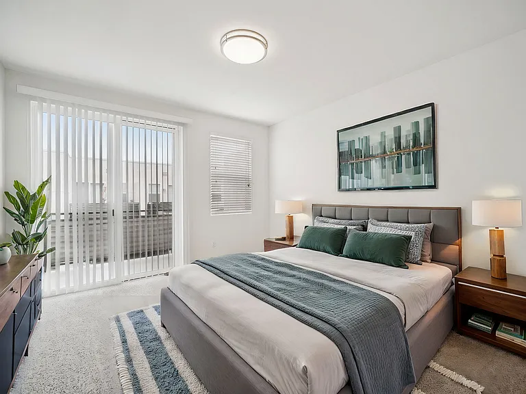 Yolo West Apartments — Photo 9