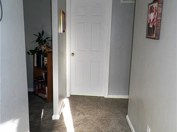 5th image of 312 Vaniman Ave