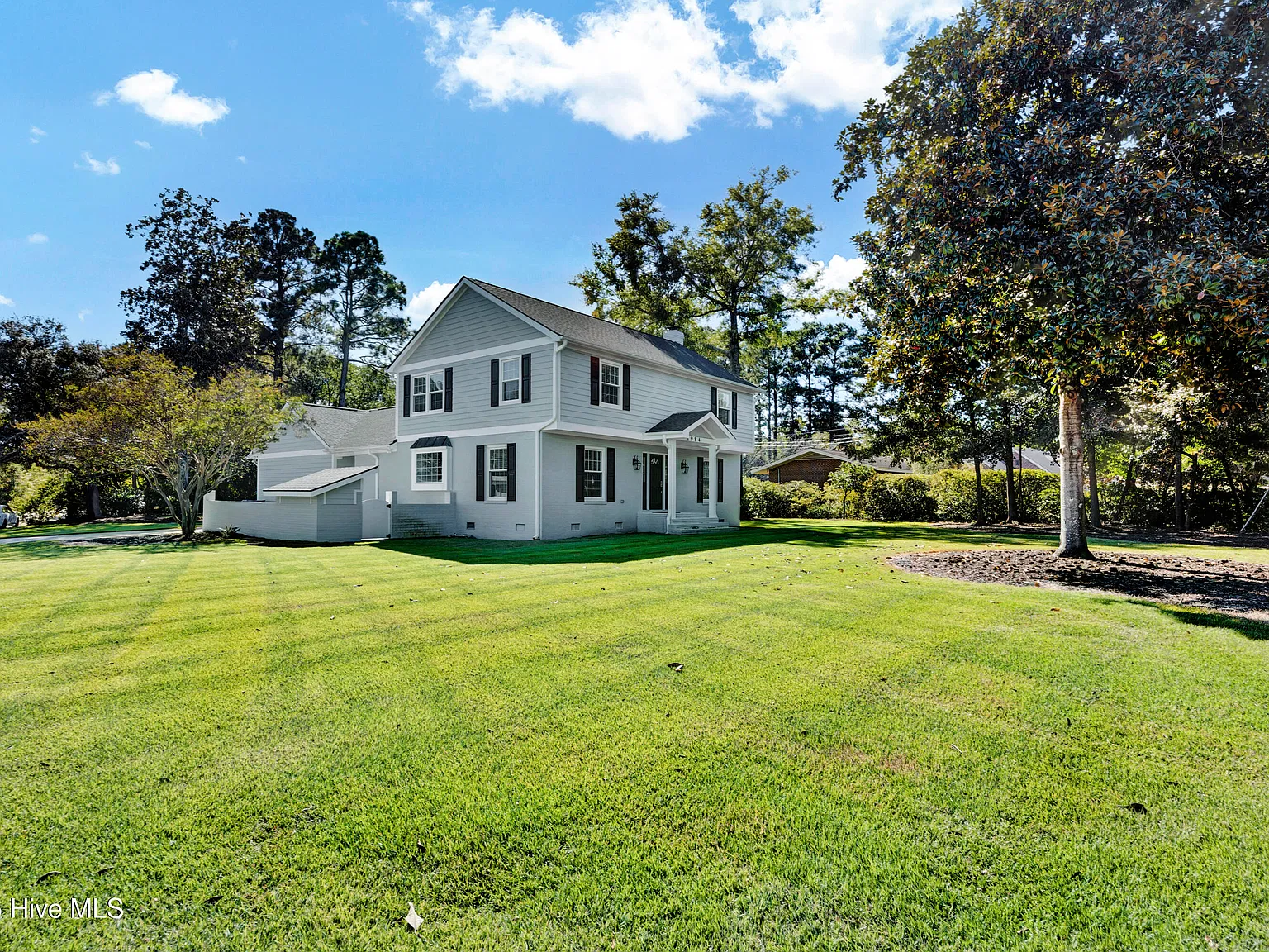 5 bed, 3.5 bath, $4,250 — Photo 2