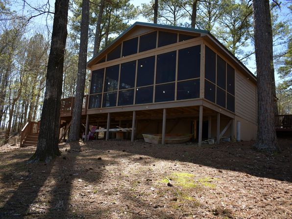 212 Drive 1223, Saltillo, MS 38866