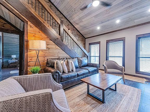 4th image of 37 Ginseng Cir