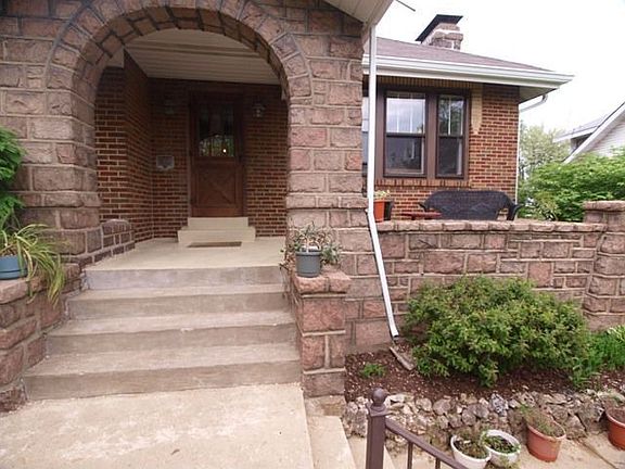 4th image of 3351 Oak Hill Ave