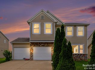 620 Worthington Dr, Lansing, MI 48906