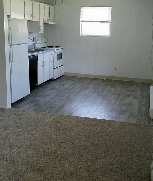 1st image of 20 Estate Dr APT 3