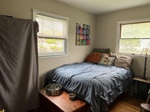 5th image of 110 Spruce Blvd