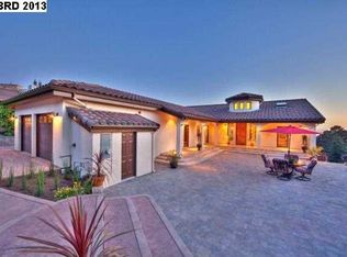 5655 Chappell Pl, Oakland, CA 94619
