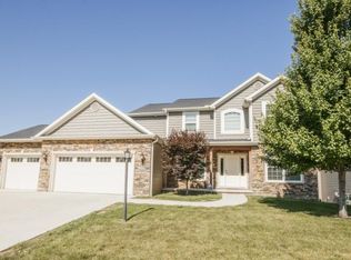 2504 W Whittington Way, Dunlap, IL 61525