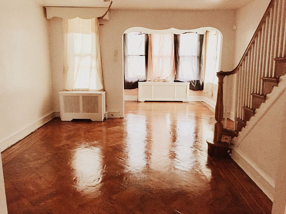 2nd image of 4112 M St
