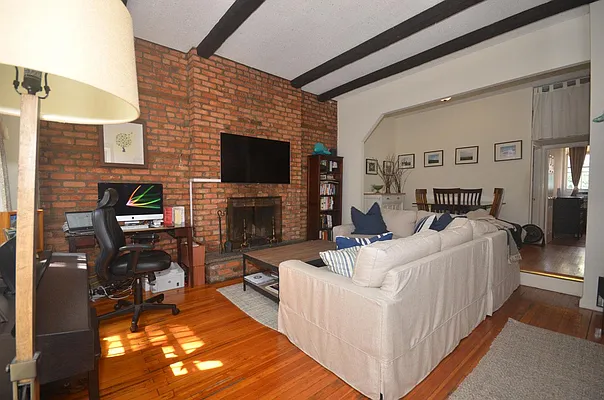 Rented by Avian Village Realty | media 11