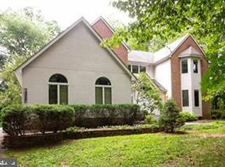 12525 Valley Pines Dr, Reisterstown, MD 21136