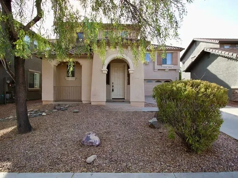15447 W Poinsettia Dr — Photo 2