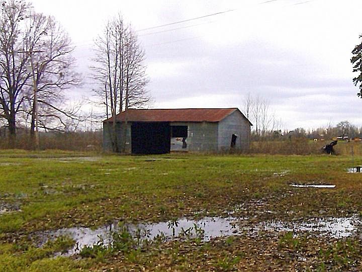2nd image of 5483 N Highway 259