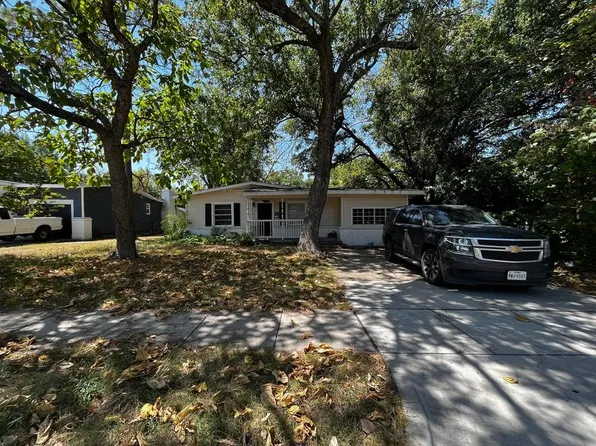 712 Carswell Ter, Arlington, TX 76010