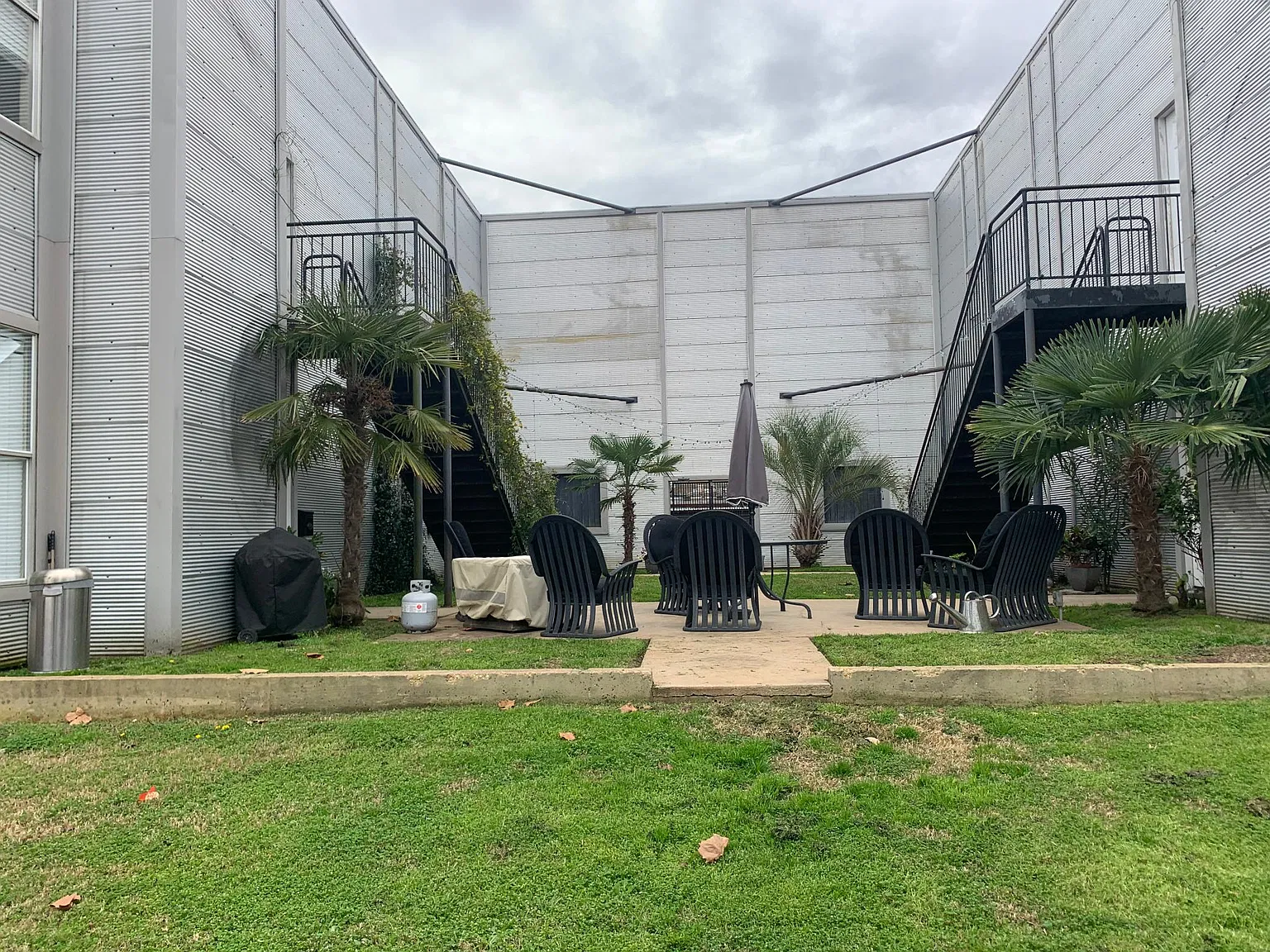 2 bed, 1250 sqft, $1,400 — Photo 2