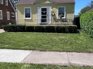 23214 Olmstead St, Dearborn, MI 48124
