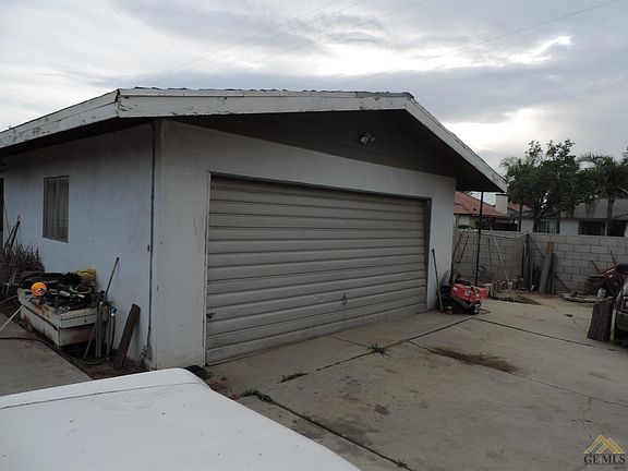 4th image of 456 Golden West Ave