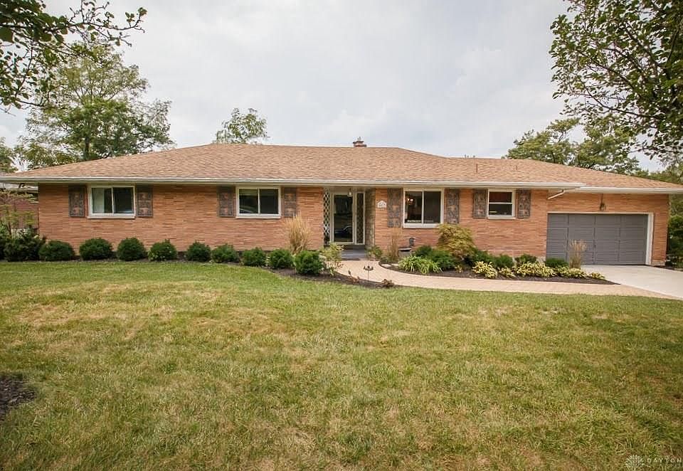 1st image of 5417 Camellia Pl