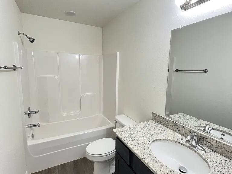 1018 S Benchmark Ln #2 — Photo 12