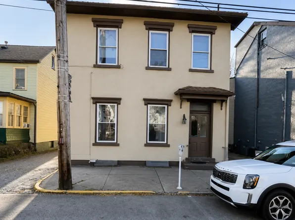 217 S Jefferson St #6, Kittanning, PA 16201