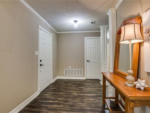 5th image of 2312 Stone Glen Ln