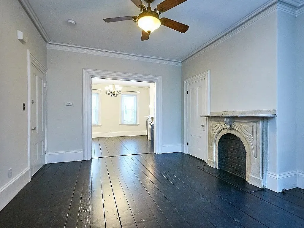 1 bed, 1.0 bath, 900 sqft, $3,200 — Photo 1