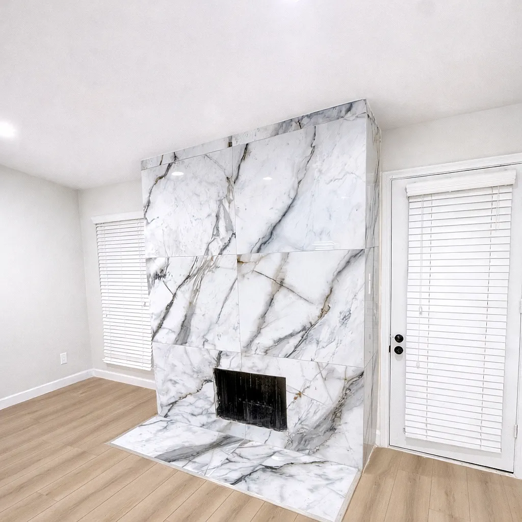 Photo 2 of 26 - 2125 Augusta Dr #747 - Houston, TX Building Photo - 2125 Augusta Dr #747