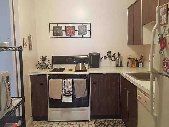 5th image of 1960 N Lincoln Park W APT 1801