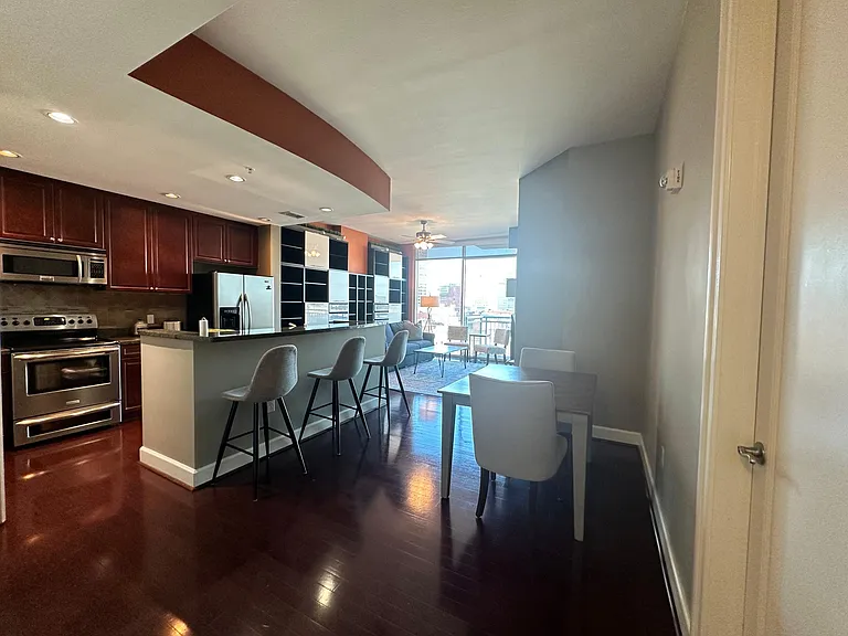 301 Virginia St #1409 — Photo 11