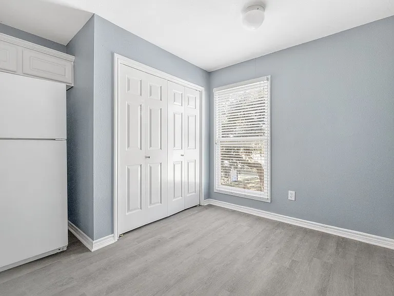 805 N Main St #108 — Photo 50