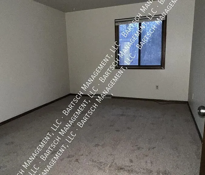 4135 N 104th St #8 — Photo 7