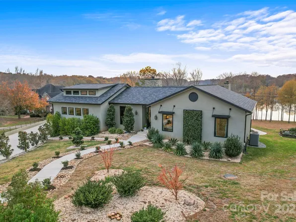 1317 Saint Regis Ct, Monroe, NC 28110