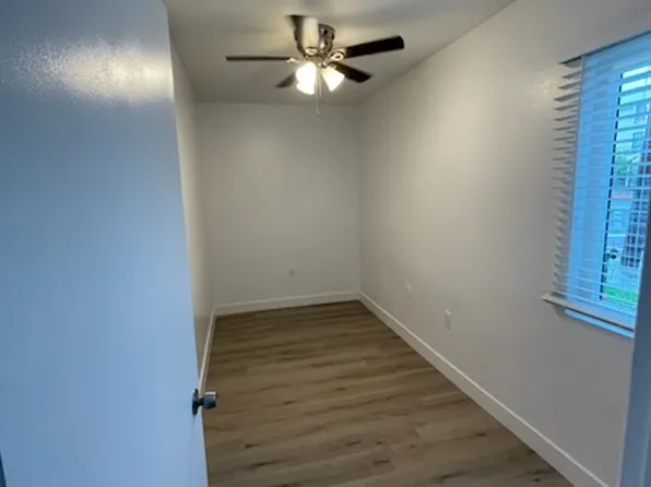 7744 Reseda Blvd, Reseda, CA