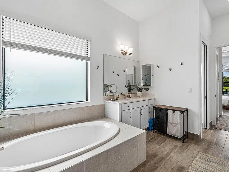 8795 Grand Prix Ln — Photo 21
