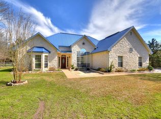 143 Lois Ln, Cedar Creek, TX 78612