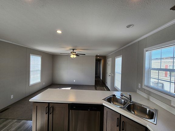 2nd image of 1250 Strandwyck Dr #206