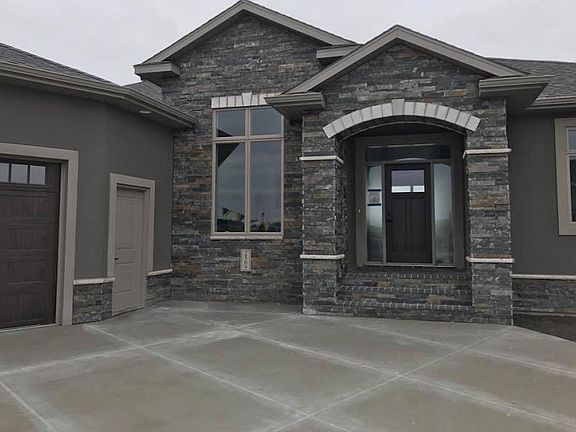 2nd image of 2509 N Pond Dr E