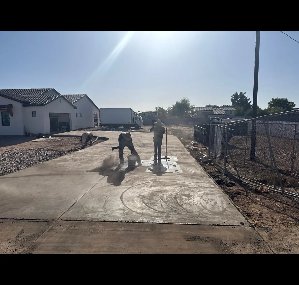 4 bed, 2400 sqft, $4,500 — Photo 2