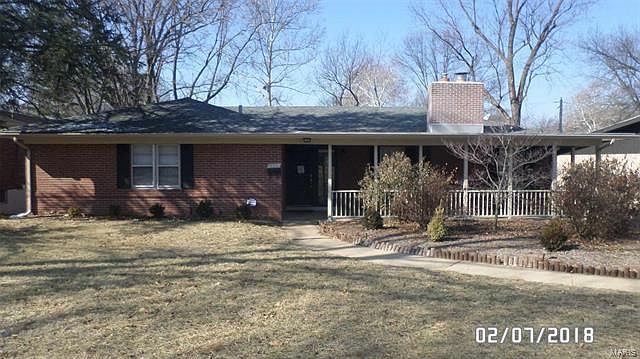 1st image of 835 Barkley Sq